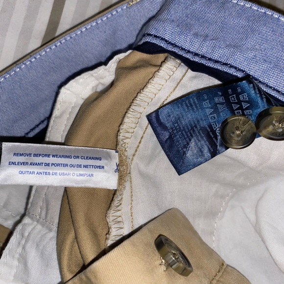 Tommy Hilfiger Khaki Shorts - Picture 4 of 4